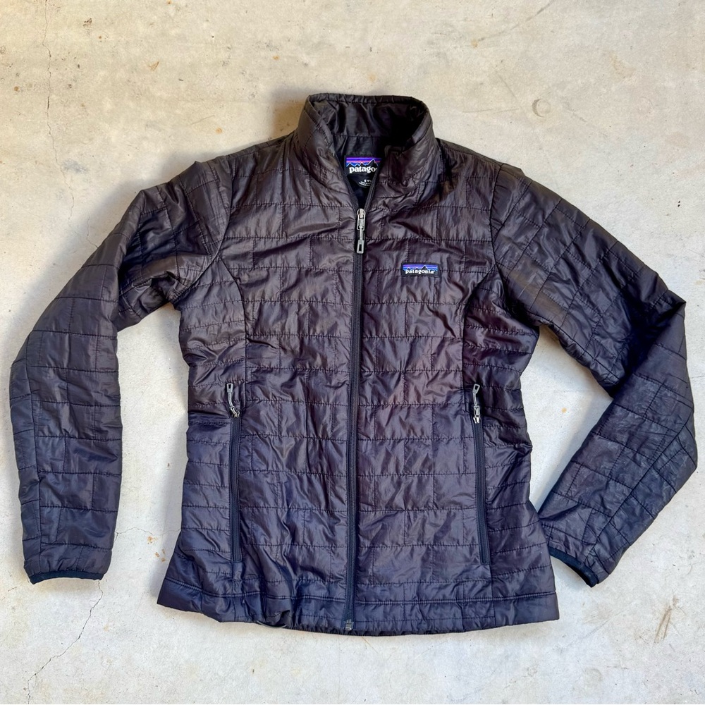 Patagonia Women's Small Nano Puff Jacket in Black